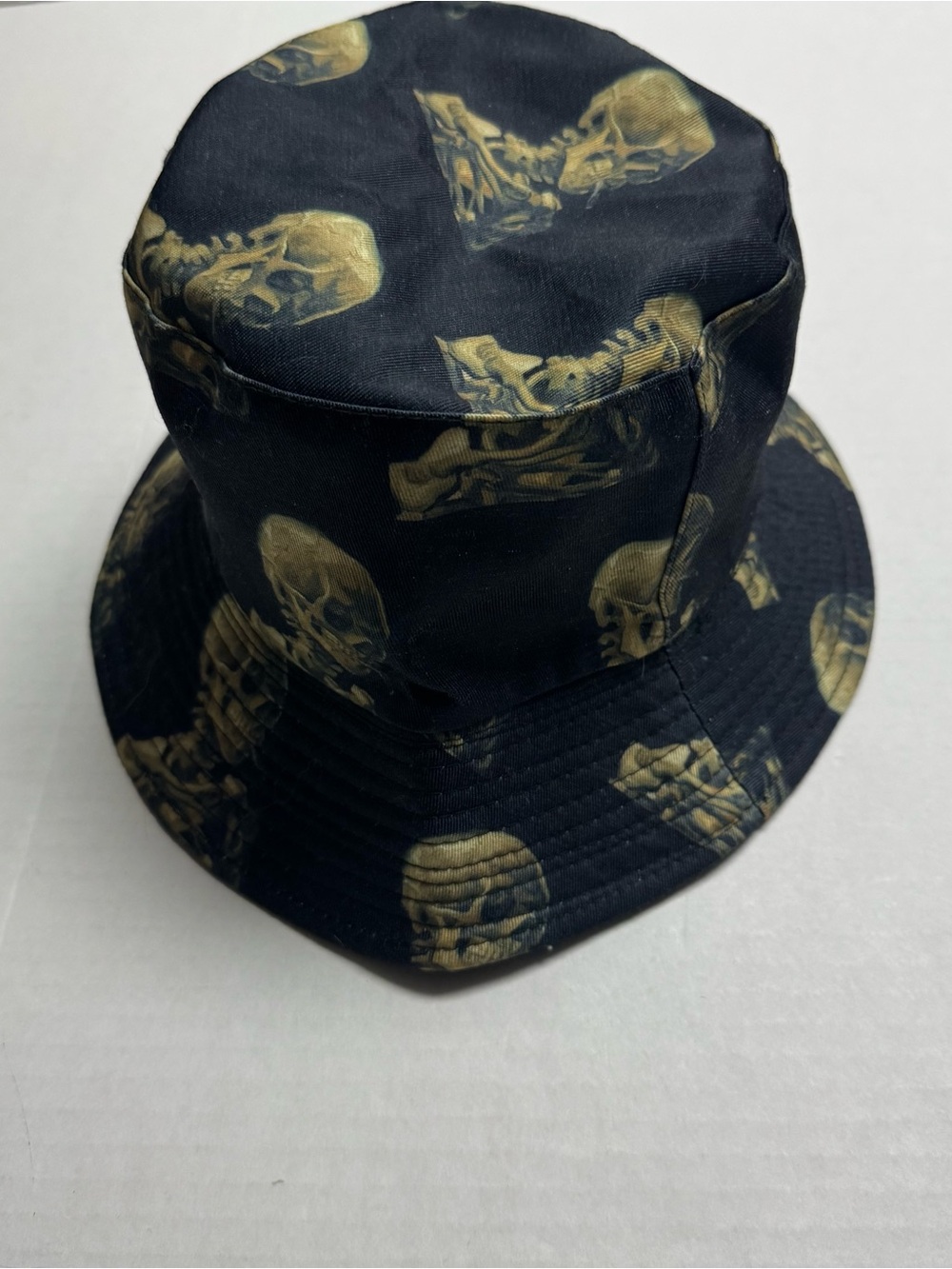Vincent van Gogh Skull Of A Skeleton With A Burning Cigarette Print Bucket Hat